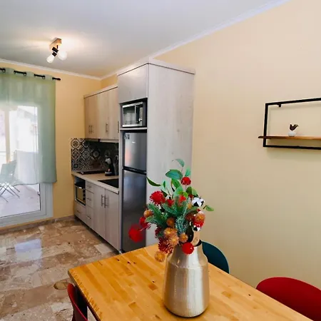 Апартаменты Surrounded View Кавала